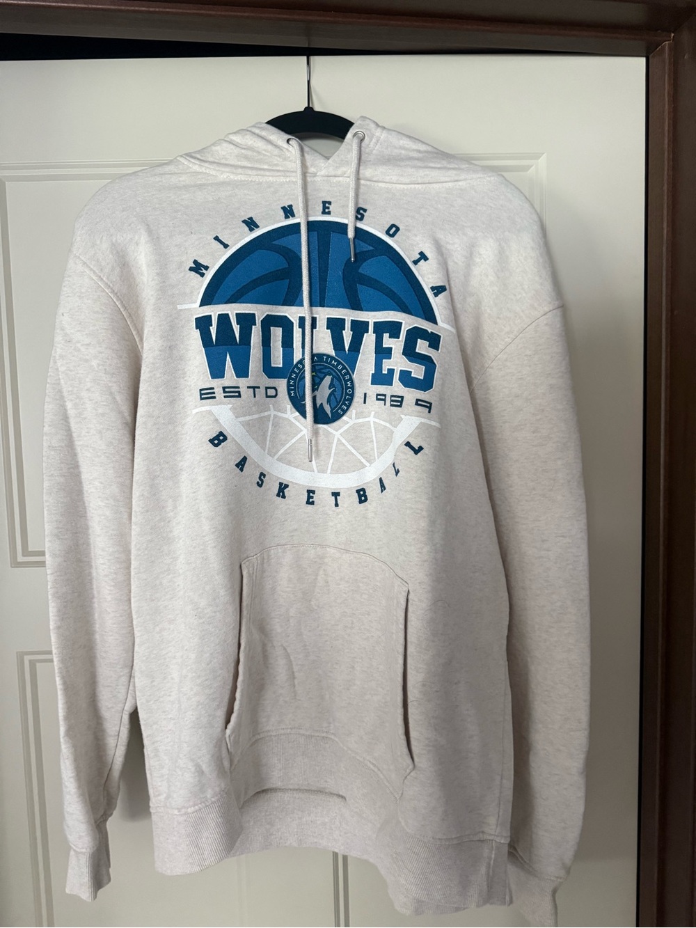 Minnesota Wolves White Pullover Hoodie - woman’s Basketball Sweatshirt